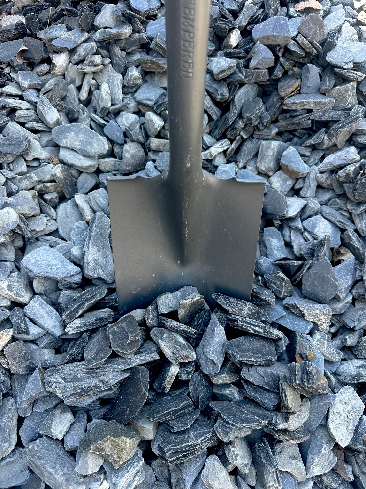 https://shop2.three-z.com/storage/photos/1/Products/Stone/Gravel/SLATE CHIPS 1.jpg